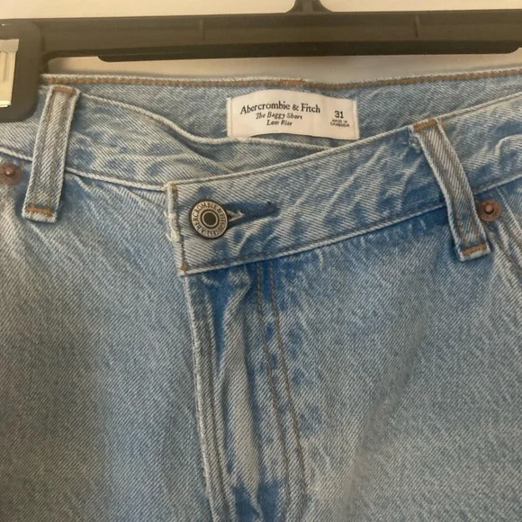 NWOT Abercrombie & Fitch Light Blue Jean Shorts - Picture 2 of 2
